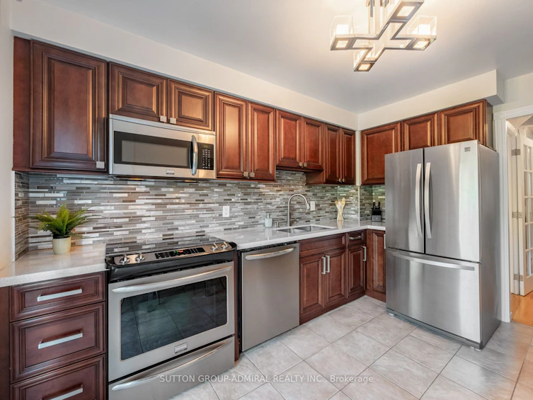120 Glenmanor Way, Vaughan, ON, L4J 3E5 - 12