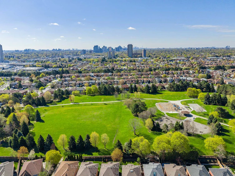 120 Glenmanor Way, Vaughan, ON, L4J 3E5 - 32
