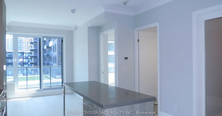 610-18 Water Walk Drive, Markham, ON, L3R 6L5 - 9