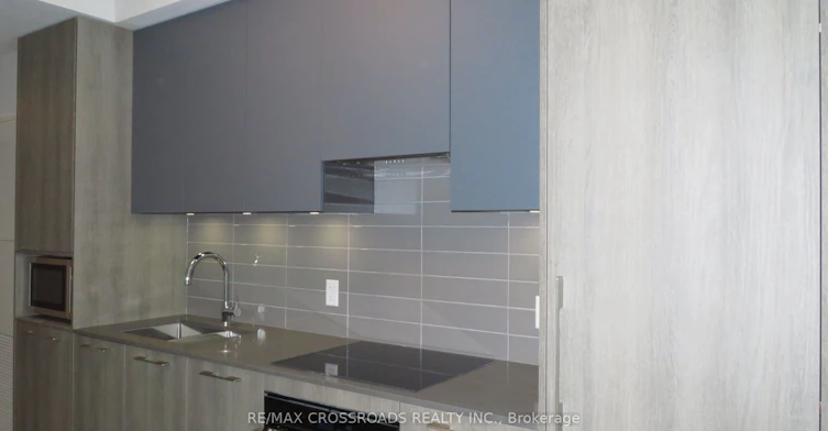 610-18 Water Walk Drive, Markham, ON, L3R 6L5 - 4