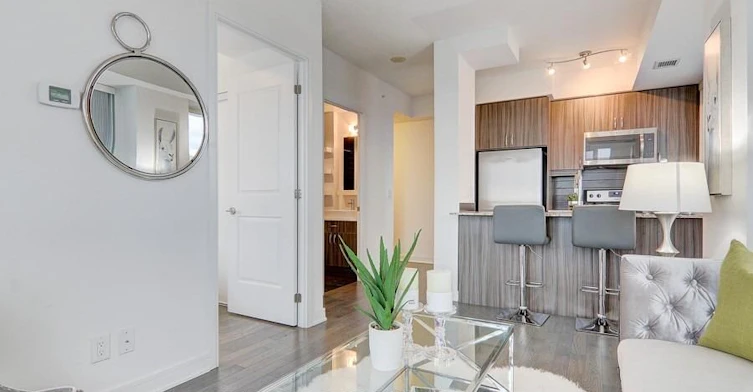 1704-9201 Yonge Street, Richmond Hill, ON, L4C 6Z2 - 11