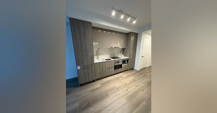 4116-195 Commerce Street, Vaughan, ON, L4K 0P9 - 2