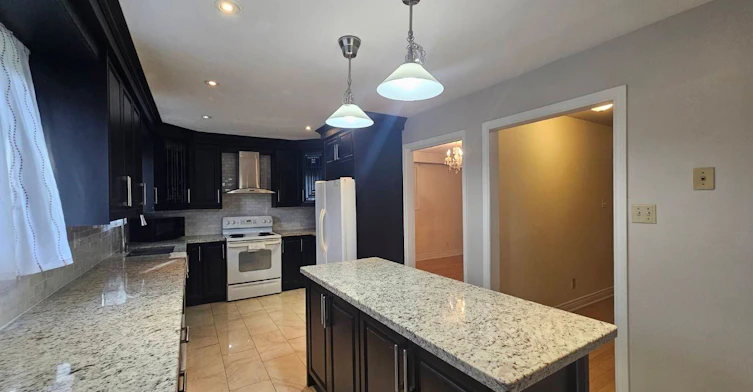 10 Kings Inn Trail, Markham, ON, L3T 1T7 - 6