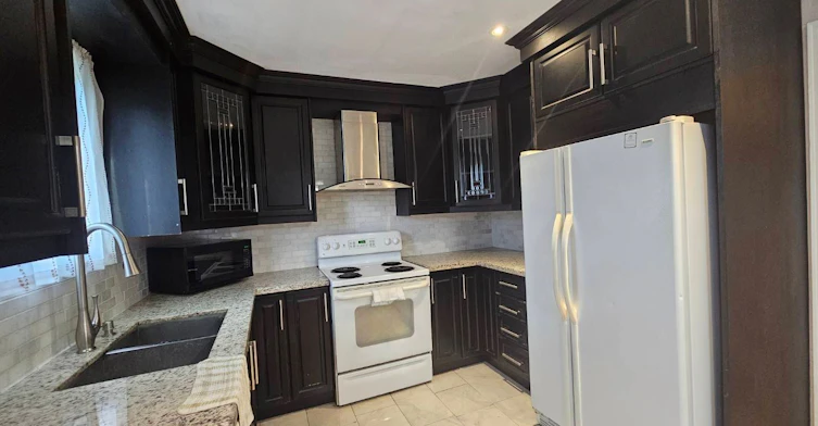 10 Kings Inn Trail, Markham, ON, L3T 1T7 - 7