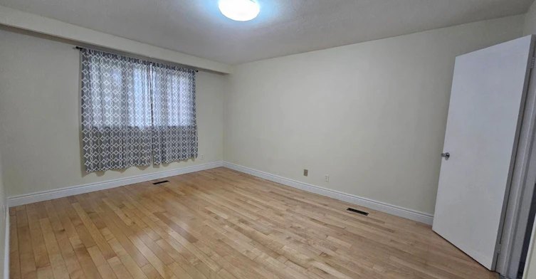 10 Kings Inn Trail, Markham, ON, L3T 1T7 - 15