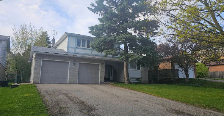 10 Kings Inn Trail, Markham, ON, L3T 1T7