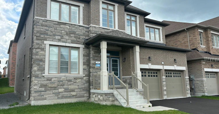 11 Father Muckle Avenue, Georgina, ON, L4P 0S4 - 3