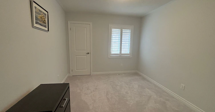 11 Father Muckle Avenue, Georgina, ON, L4P 0S4 - 26