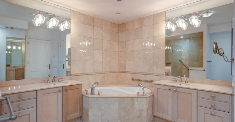 211-7071 Bayview Avenue, Markham, ON, L3T 7Y8 - 21