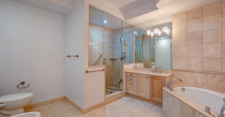 211-7071 Bayview Avenue, Markham, ON, L3T 7Y8 - 20
