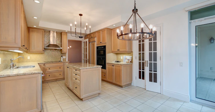 211-7071 Bayview Avenue, Markham, ON, L3T 7Y8 - 7