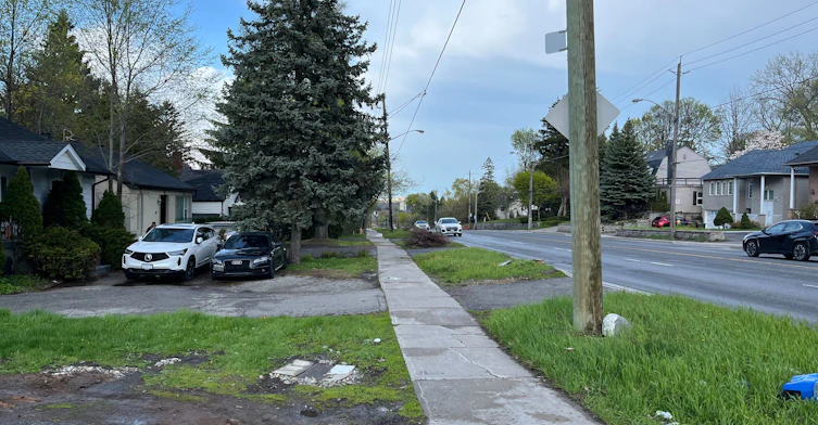 A (Lower Level)-104 Steeles Avenue E, Toronto, ON, L3T 1A4 - 2
