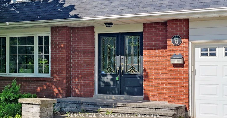 38 Chant Crescent, Markham, ON, L3R 1Y8 - 3