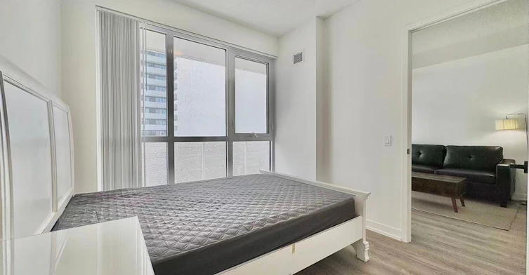 1901-8 Interchange Way, Vaughan, ON, L4K 0R2 - 8