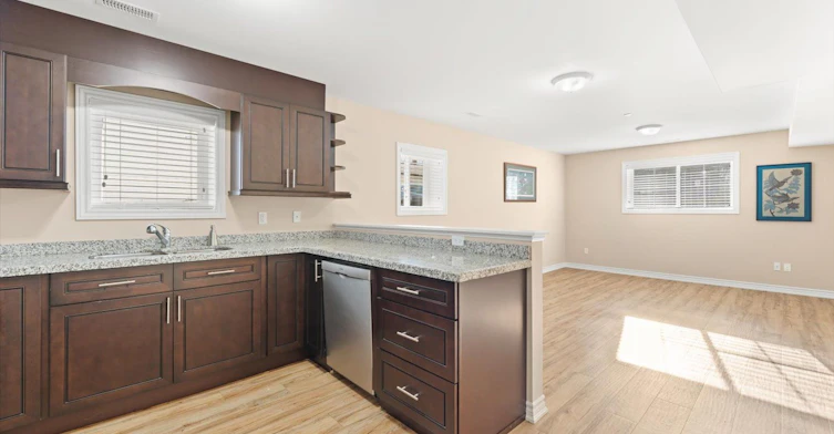 # 1-443 Timothy Street, Newmarket, ON, L3Y 1P7 - 10