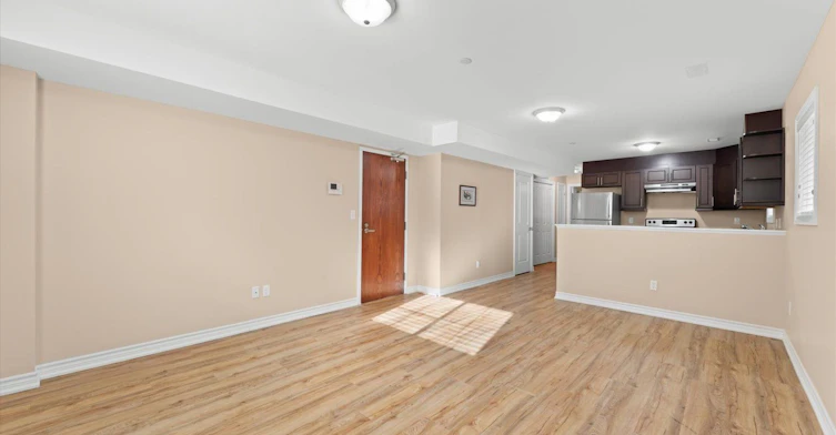 # 1-443 Timothy Street, Newmarket, ON, L3Y 1P7 - 7