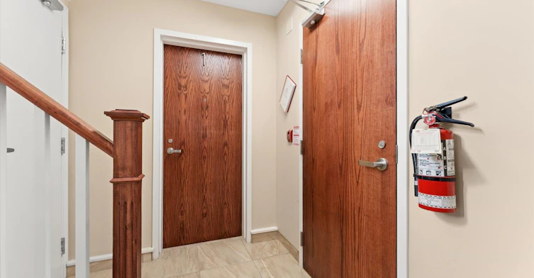 # 1-443 Timothy Street, Newmarket, ON, L3Y 1P7 - 14