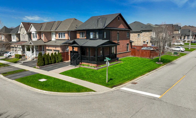 37 Mantle Avenue