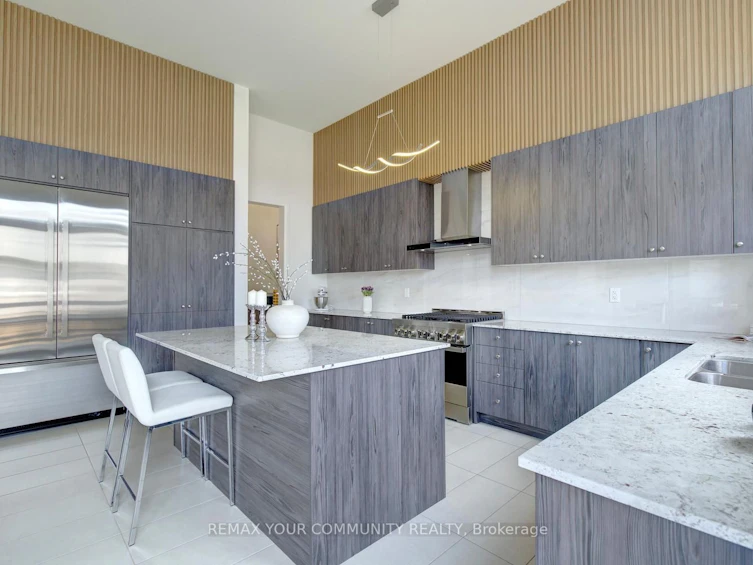 96 Bond Crescent, Richmond Hill, ON, L4E 3K7 - 19