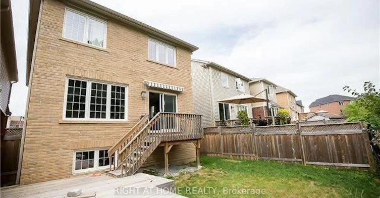 38 Elmeade Lane, Whitchurch-Stouffville, ON, L4A 0P6 - 3