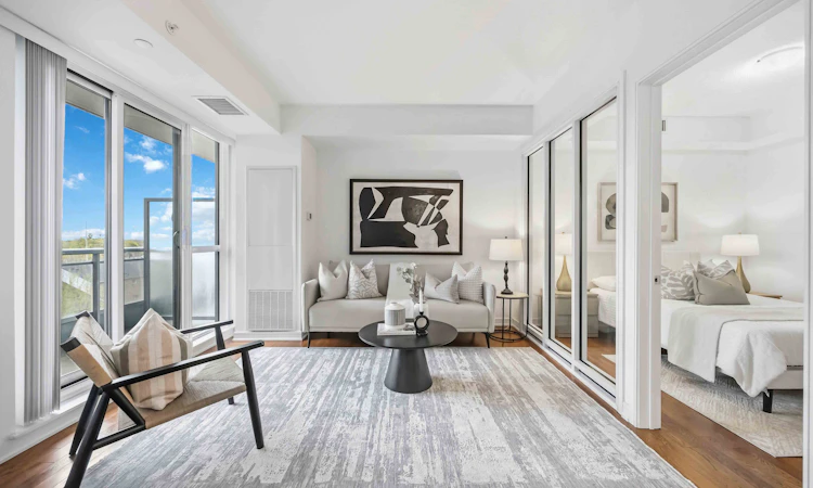 518-9199 Yonge Street