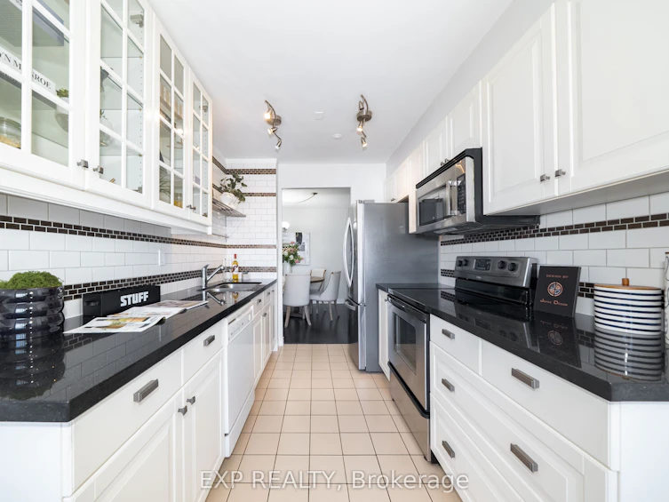 1602-7420 Bathurst Street, Vaughan, ON, L4J 6X4 - 13
