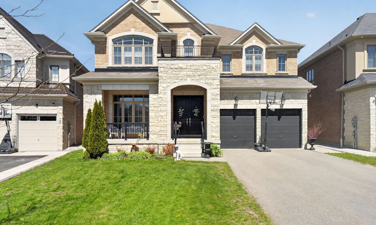 11 Carm Shier Court