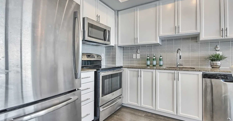 523-7167 Yonge Street, Vaughan, ON, L3T 0E1 - 12
