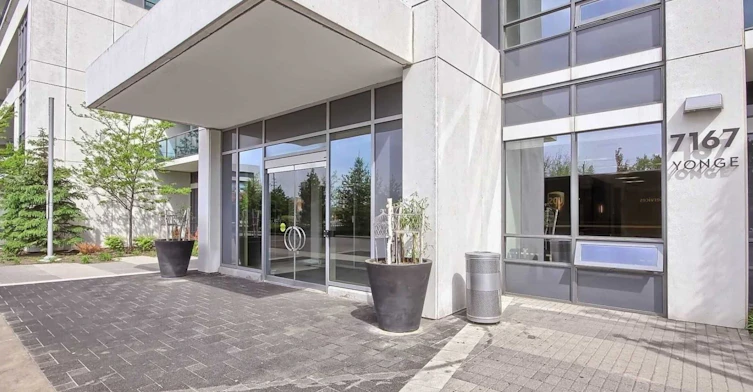 523-7167 Yonge Street, Vaughan, ON, L3T 0E1 - 2