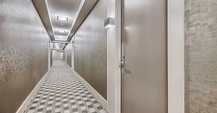 523-7167 Yonge Street, Vaughan, ON, L3T 0E1 - 5