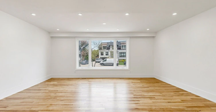 11 Johnson Road, Aurora, ON, L4G 2A3 - 7