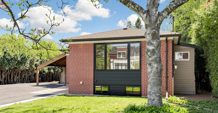 11 Johnson Road, Aurora, ON, L4G 2A3 - 3