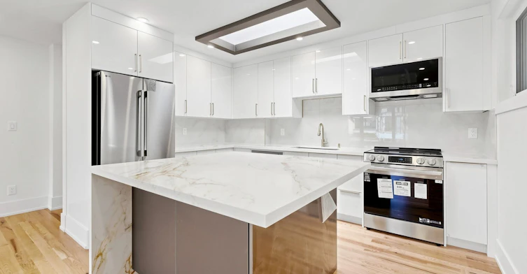 11 Johnson Road, Aurora, ON, L4G 2A3 - 16