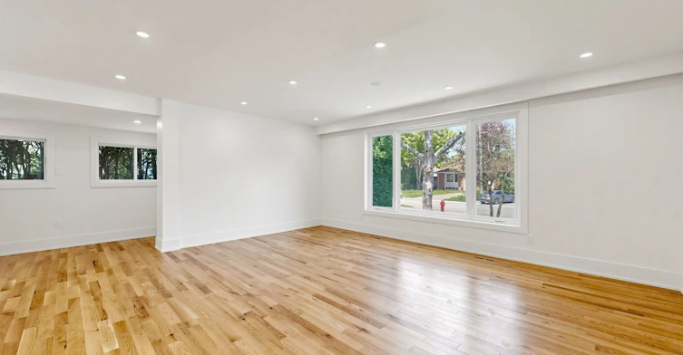 11 Johnson Road, Aurora, ON, L4G 2A3 - 9