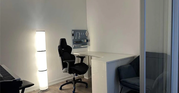 3705-950 Portage Parkway, Vaughan, ON, L4K 0J7 - 4
