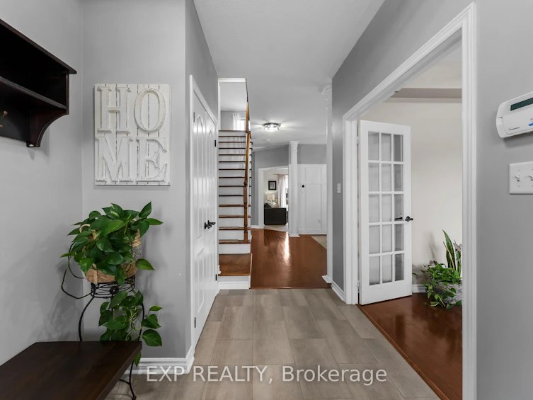 14 Whitestone Drive, Georgina, ON, L4P 0A3 - 6