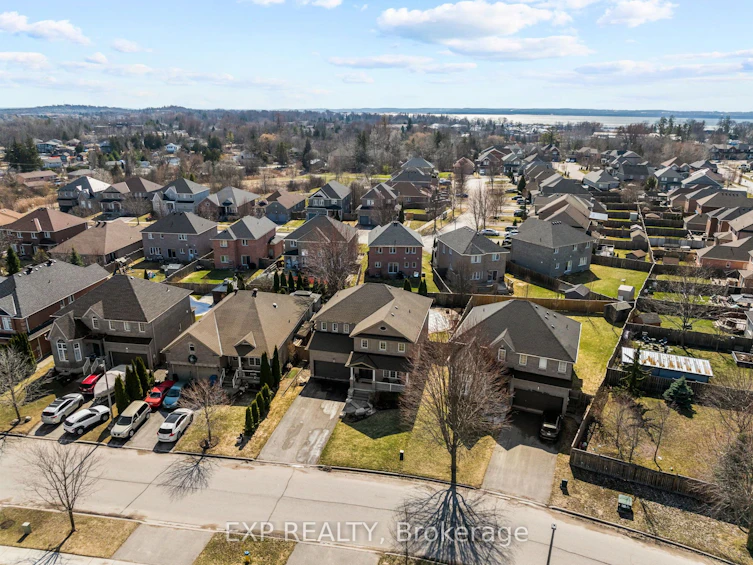 14 Whitestone Drive, Georgina, ON, L4P 0A3 - 46