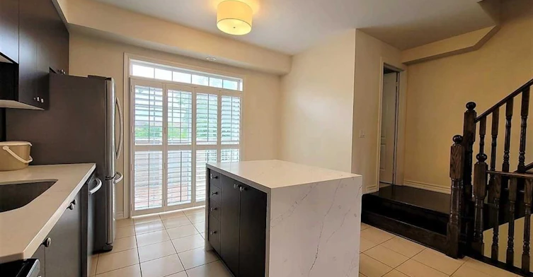 5 Vandaam Lane, Markham, ON, L6C 0P1 - 10