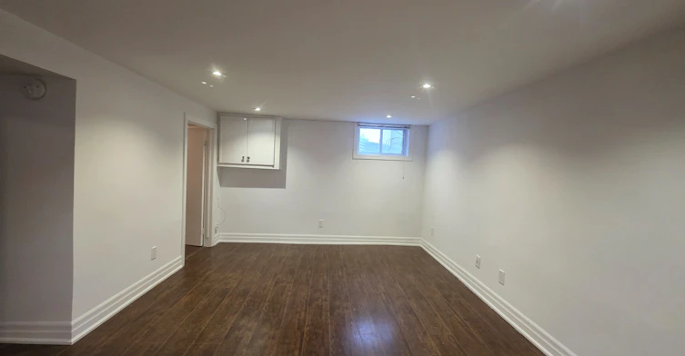 Lower-18 Grandview Avenue, Markham, ON, L3T 1G8 - 3