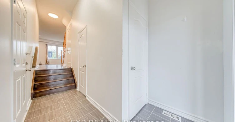 7 Northwest Passage, Whitchurch-Stouffville, ON, L4A 0T2 - 4