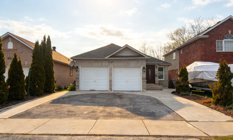 1148 Leslie Drive