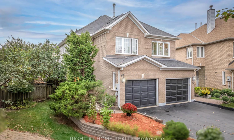 28 Foxtail Ridge