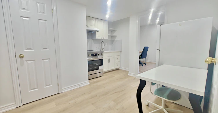 149 Sassafras Circle, Vaughan, ON, L4J 8M9 - 5