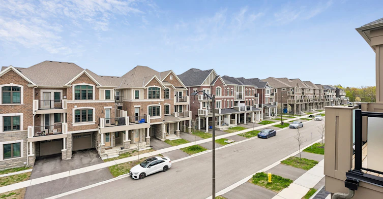 8 Thomas Frisby Jr Crescent, Markham, ON, L6C 3L1 - 10