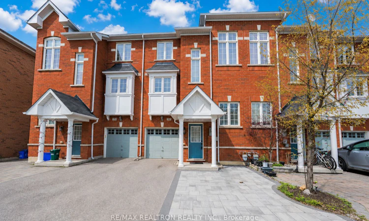 84-15 Old Colony Road