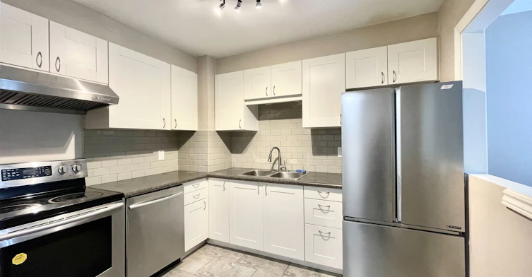 54-105 Carlton Road, Markham, ON, L3R 1Z8 - 4