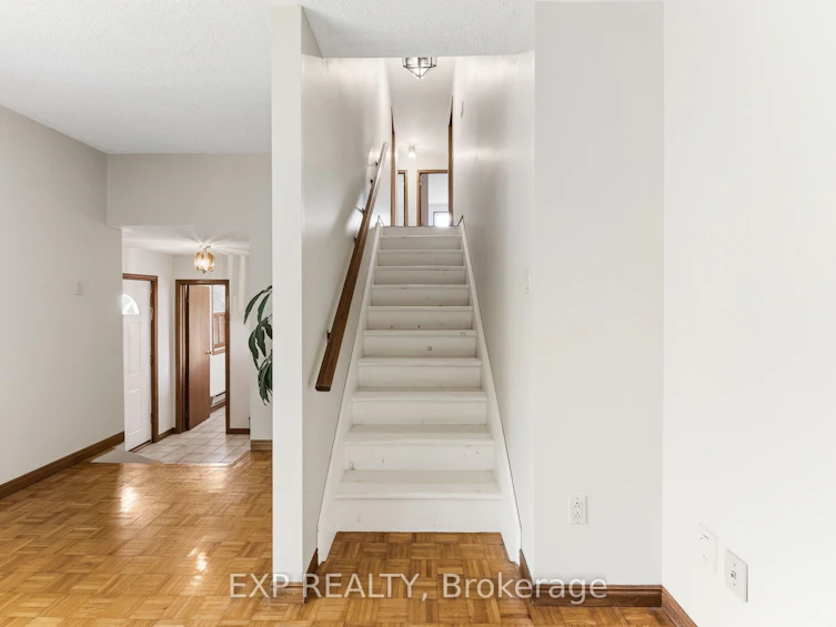 32 Louisa Street, Georgina, ON, L0E 1L0 - 19