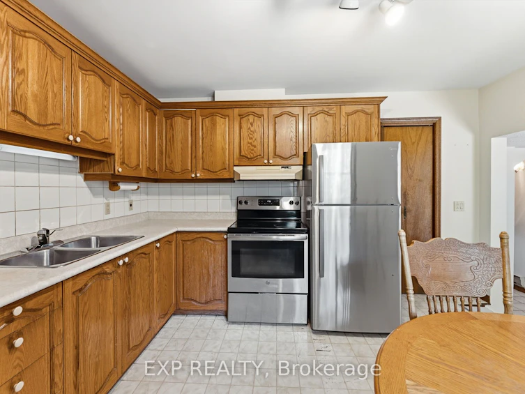 32 Louisa Street, Georgina, ON, L0E 1L0 - 12