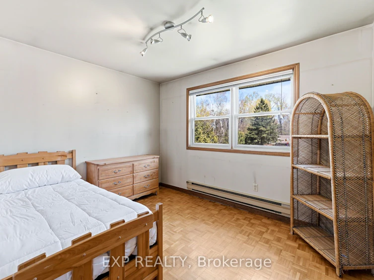 32 Louisa Street, Georgina, ON, L0E 1L0 - 26