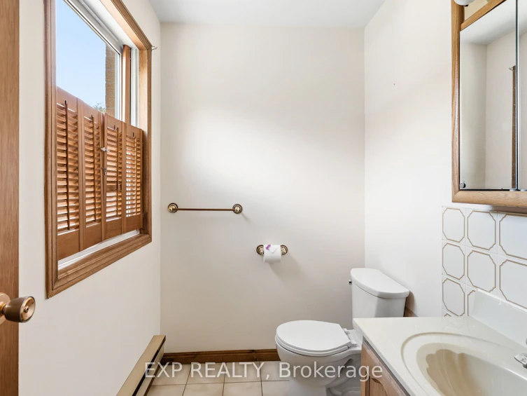 32 Louisa Street, Georgina, ON, L0E 1L0 - 18